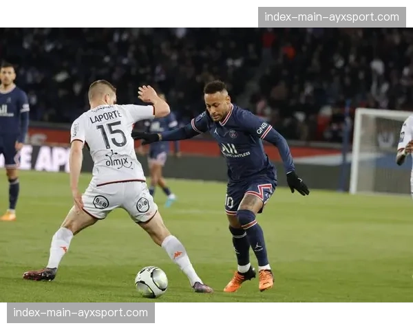 前瞻：巴黎圣日耳曼主场迎战里昂，加尔捷的高位体系将接受考验